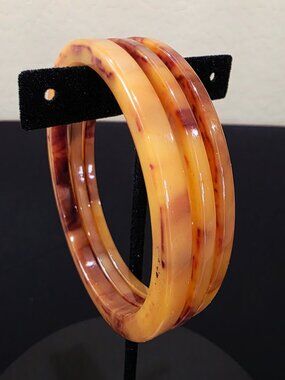 Vintage MCM Genuine Butterscotch Bakelite Retro Bangle Bracelet Set of 3